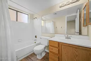 1025 E Highland Ave, Phoenix, AZ 85014 - Photo 16