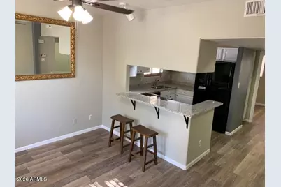 1025 E Highland Avenue #32, Phoenix, AZ 85014 - Photo 10