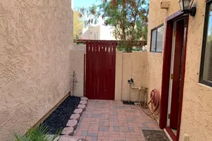 1025 E Highland Ave, Phoenix, AZ 85014 - Photo 26