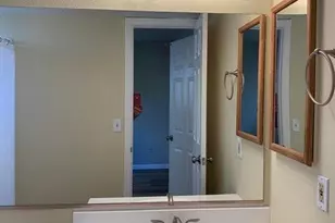 1025 E Highland Ave, Phoenix, AZ 85014 - Photo 12