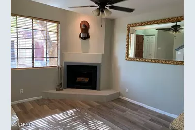 1025 E Highland Avenue #32, Phoenix, AZ 85014 - Photo 6