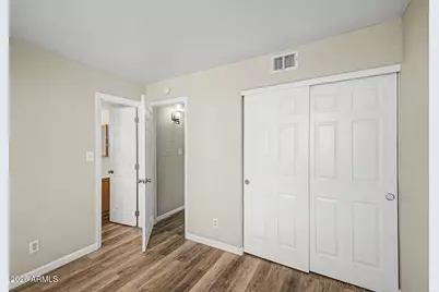 1025 E Highland Avenue #32, Phoenix, AZ 85014 - Photo 14