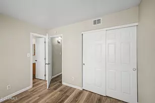 1025 E Highland Ave, Phoenix, AZ 85014 - Photo 14