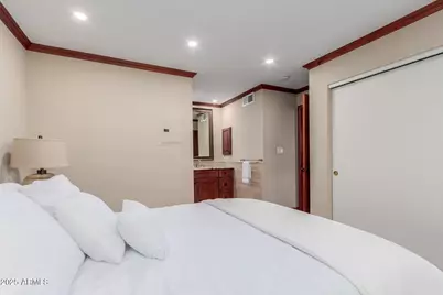 5525 E Thomas Road #Unit E3, Phoenix, AZ 85018 - Photo 16