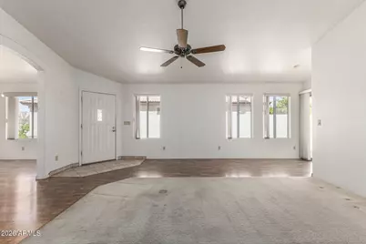 20419 N 105th Avenue, Peoria, AZ 85382 - Photo 10