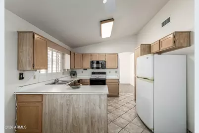 20419 N 105th Avenue, Peoria, AZ 85382 - Photo 2