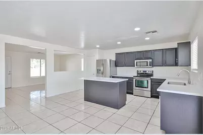 25771 W Satellite Lane, Buckeye, AZ 85326 - Photo 8