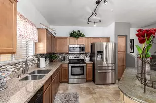 2250 E Deer Valley Rd, Phoenix, AZ 85024 - Photo 6