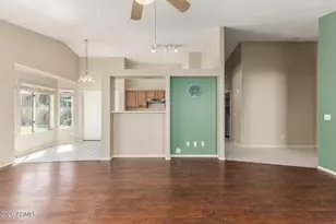 635 W Ensueno Ct, Gilbert, AZ 85233 - Photo 6