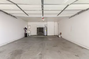 635 W Ensueno Ct, Gilbert, AZ 85233 - Photo 28