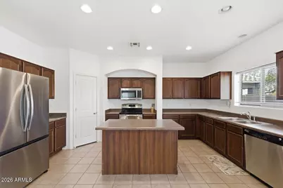 4304 S 70th Lane, Phoenix, AZ 85043 - Photo 4