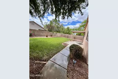 2877 E Terrace Avenue, Gilbert, AZ 85234 - Photo 10