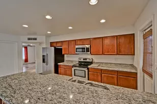 3344 W Yucca St, Phoenix, AZ 85029 - Photo 10