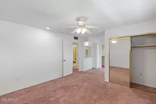 10606 W El Capitan Cir, Sun City, AZ 85351 - Photo 12