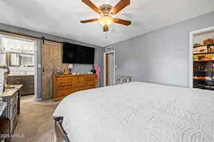 4723 E Carter Dr, Phoenix, AZ 85042 - Photo 14