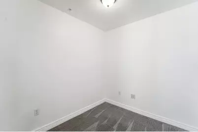 5450 E Deer Valley Drive #Unit 2210, Phoenix, AZ 85054 - Photo 4