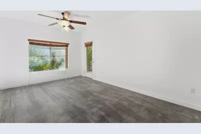 5450 E Deer Valley Drive #Unit 2210, Phoenix, AZ 85054 - Photo 8