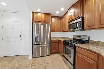 5450 E Deer Valley Drive #Unit 2210, Phoenix, AZ 85054 - Photo 2