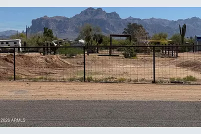 1922 N Desert View Drive, Apache Junction, AZ 85120 - Photo 4