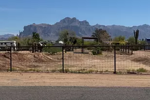 1922 N Desert View Dr, Apache Junction, AZ 85120 - Photo 4