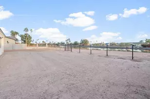 10731 W Cove Dr, Arizona City, AZ 85123 - Photo 36
