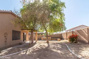 22264 N Kingston Dr, Maricopa, AZ 85138 - Photo 28