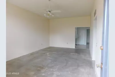 13050 N 100th Avenue, Sun City, AZ 85351 - Photo 2