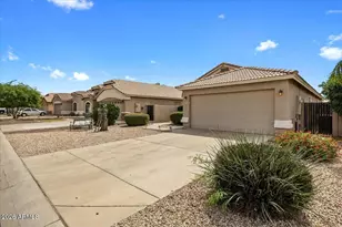 1241 E Elm Rd, San Tan Valley, AZ 85140 - Photo 34