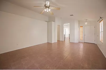 601 S Silverbrush Drive, Chandler, AZ 85226 - Photo 4