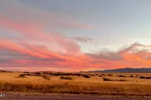 10692 E Stallion Wy, Prescott Valley, AZ 86315 - Photo 1