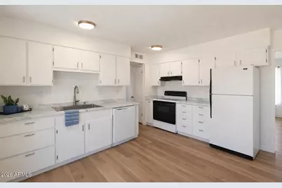 9726 W Terrace Lane, Sun City, AZ 85373 - Photo 12
