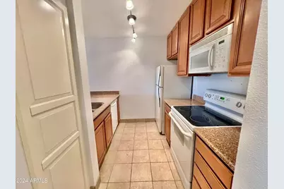 7625 E Camelback Road #415A, Scottsdale, AZ 85251 - Photo 12