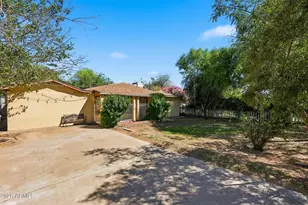 1311 N 31st St, Phoenix, AZ 85008 - Photo 2