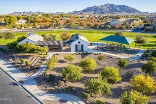 7126 S Portland Ave, Gilbert, AZ 85298 - Photo 86