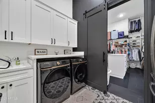 7126 S Portland Ave, Gilbert, AZ 85298 - Photo 40