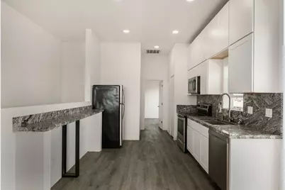 1933 E Monroe Street #1, Phoenix, AZ 85034 - Photo 4