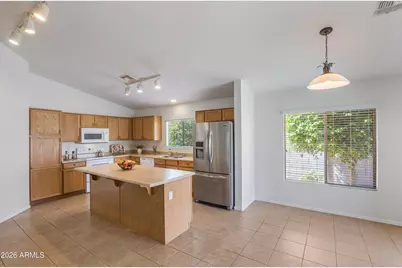 17734 W Redfield Road, Surprise, AZ 85388 - Photo 6