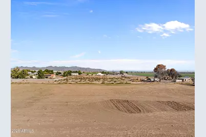 712X S Dean Road #1, Buckeye, AZ 85326 - Photo 6