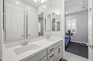 862 E Hampton Ln, Gilbert, AZ 85295 - Photo 18