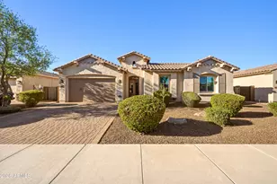 862 E Hampton Ln, Gilbert, AZ 85295 - Photo 1