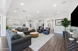 862 E Hampton Ln, Gilbert, AZ 85295 - Photo 6