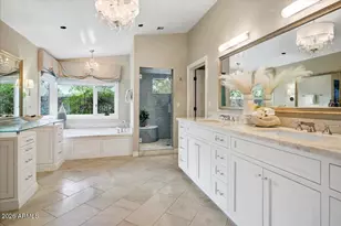 150 E Wagon Wheel Dr, Phoenix, AZ 85020 - Photo 18