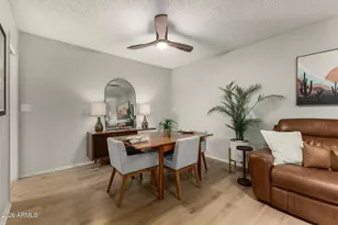 9933 W Mountain View Rd, Sun City, AZ 85351 - Photo 10