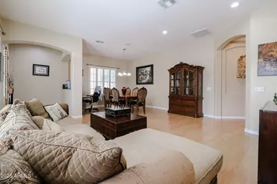 9409 S 43rd Drive, Laveen, AZ 85339 - Photo 6