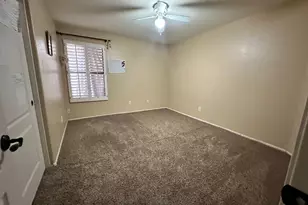 3251 W Vista Bonita Dr, Phoenix, AZ 85027 - Photo 12