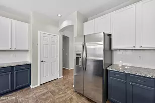 17558 W Lavender Ln, Goodyear, AZ 85338 - Photo 22