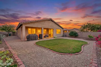 17558 W Lavender Lane, Goodyear, AZ 85338 - Photo 2