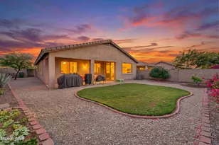 17558 W Lavender Ln, Goodyear, AZ 85338 - Photo 2