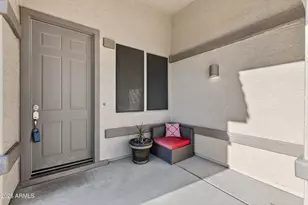 17558 W Lavender Ln, Goodyear, AZ 85338 - Photo 6