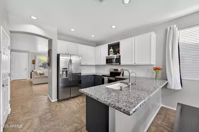 17558 W Lavender Lane, Goodyear, AZ 85338 - Photo 18